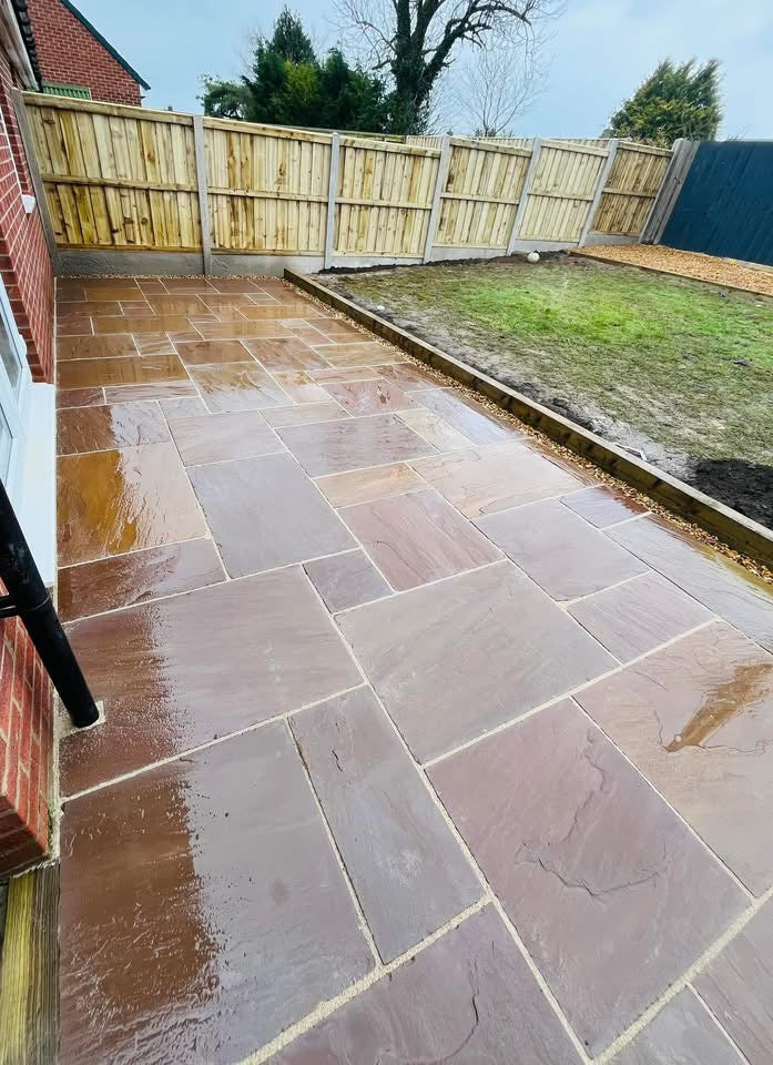 Autumn Brown Indian Sandstone - Patio Pack - 22mm Calibrated - Paving Slabs