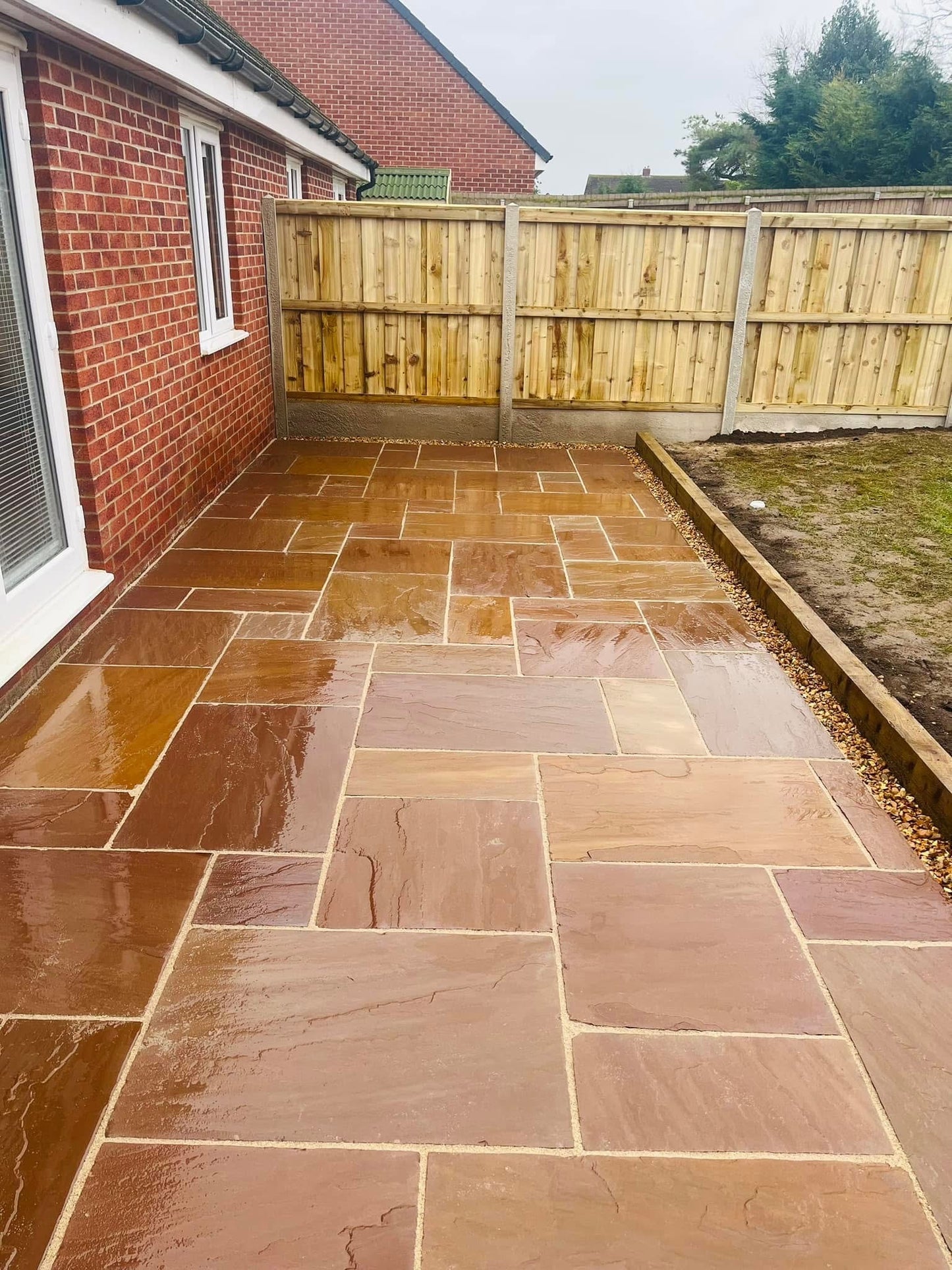 Autumn Brown Indian Sandstone - Patio Pack - 22mm Calibrated - Paving Slabs